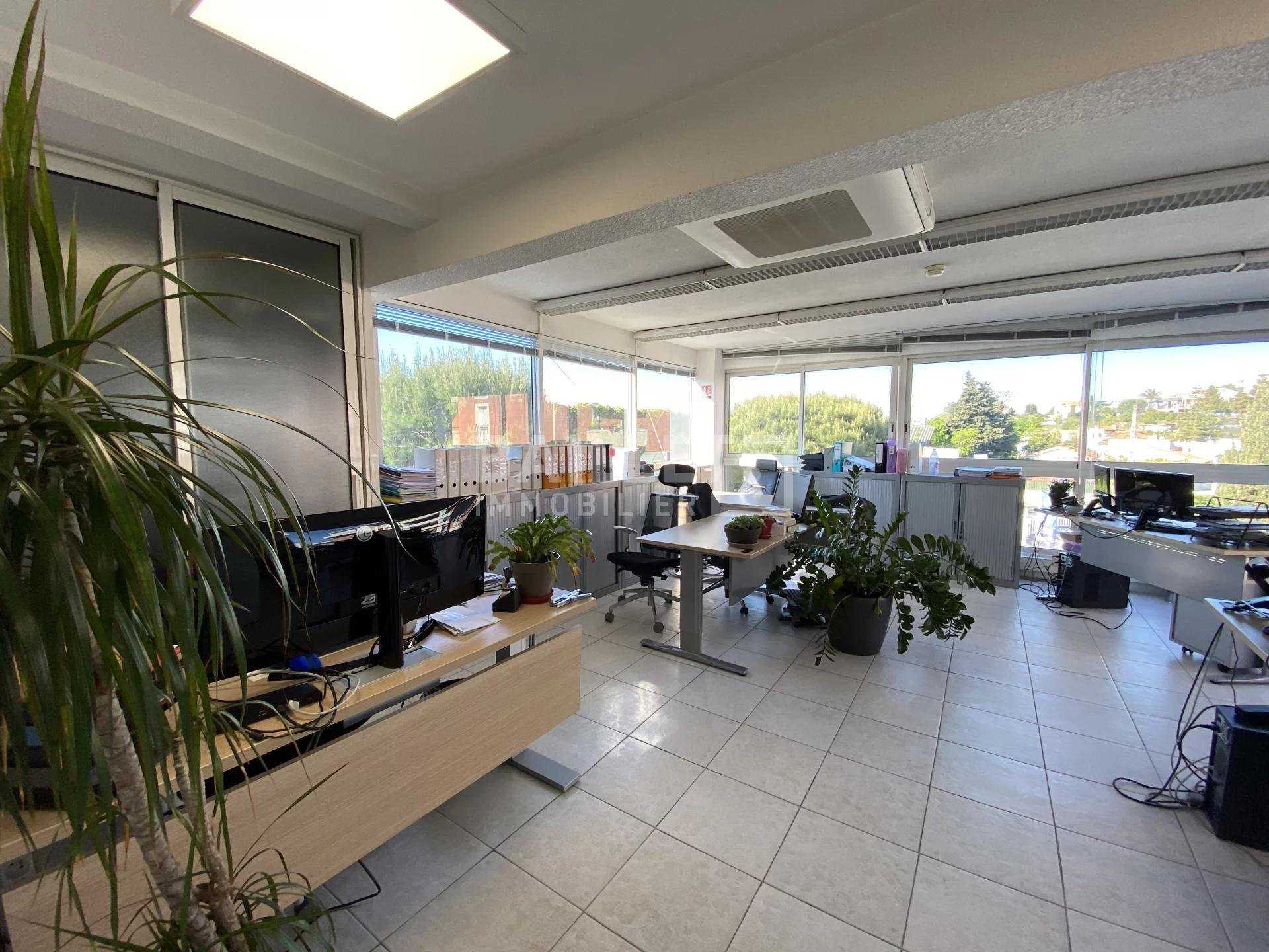 Büro im Cros-de-Cagnes, Provence-Alpes-Côte d'Azur 10814392