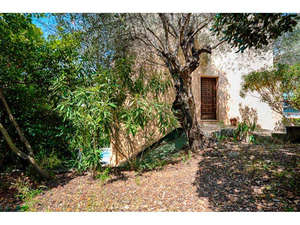Rumah di Bagus, Provence-Alpes-Cote d'Azur 10814555