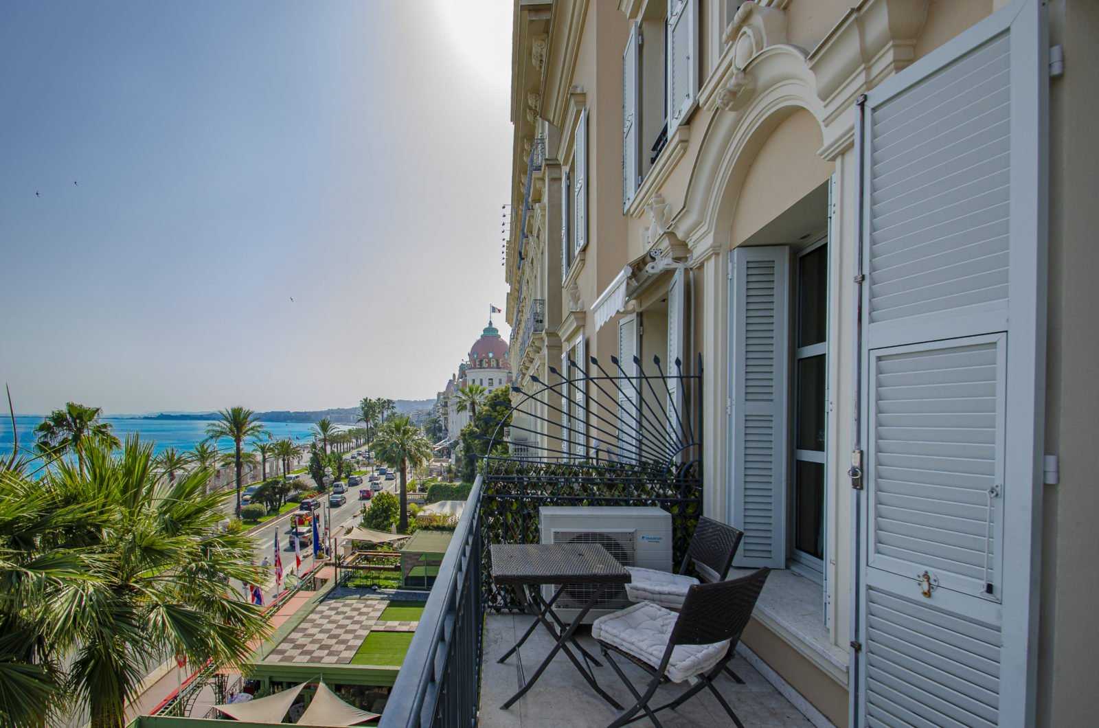 Condominium in Nice, Alpes-Maritimes 10814848