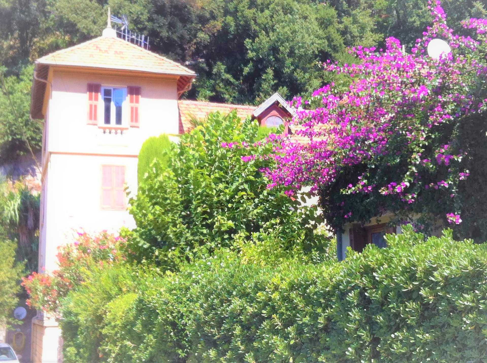 Ejerlejlighed i Falicon, Provence-Alpes-Cote d'Azur 10814851
