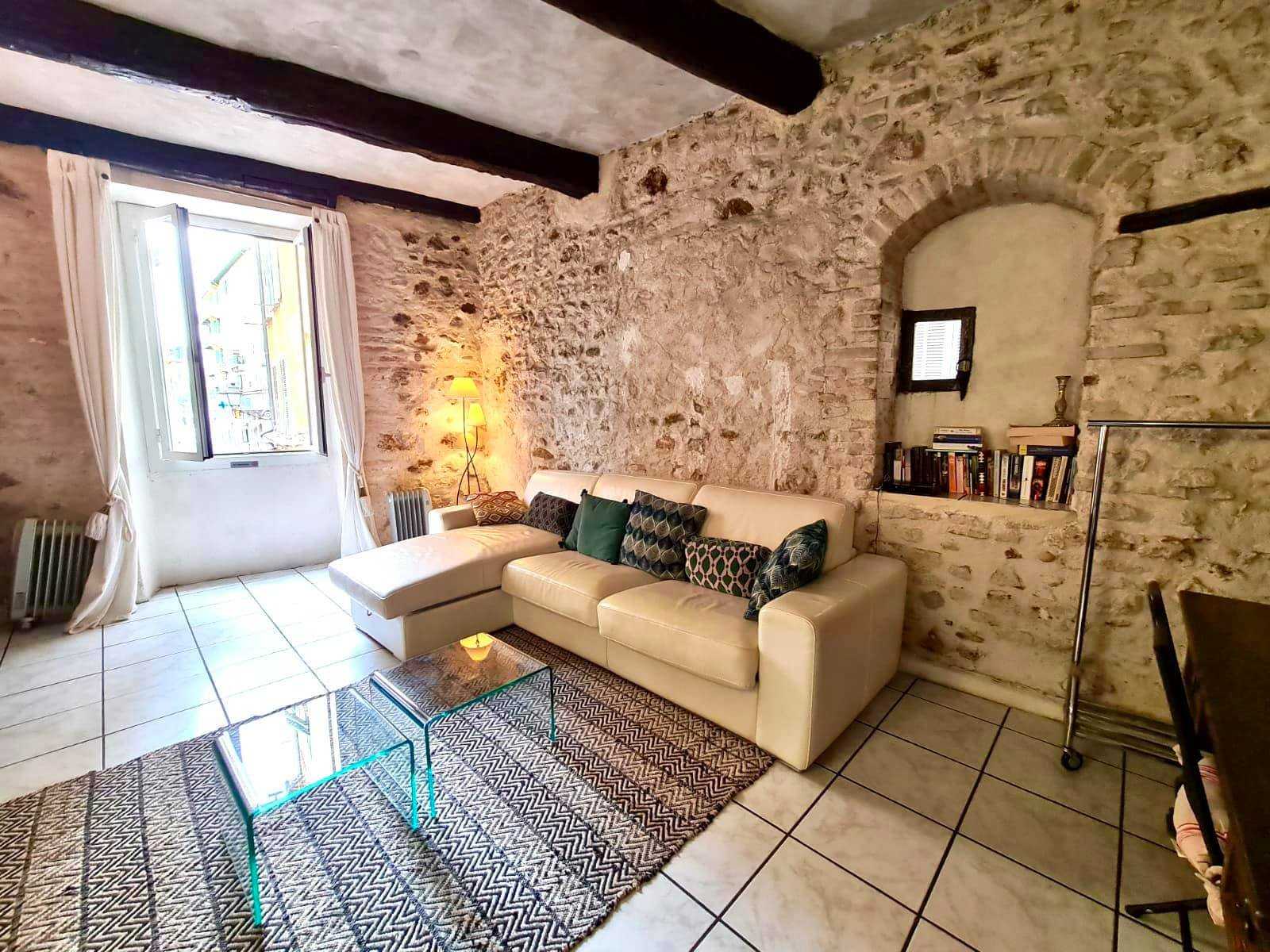 Condominium dans Bon, Provence-Alpes-Côte d'Azur 10814928