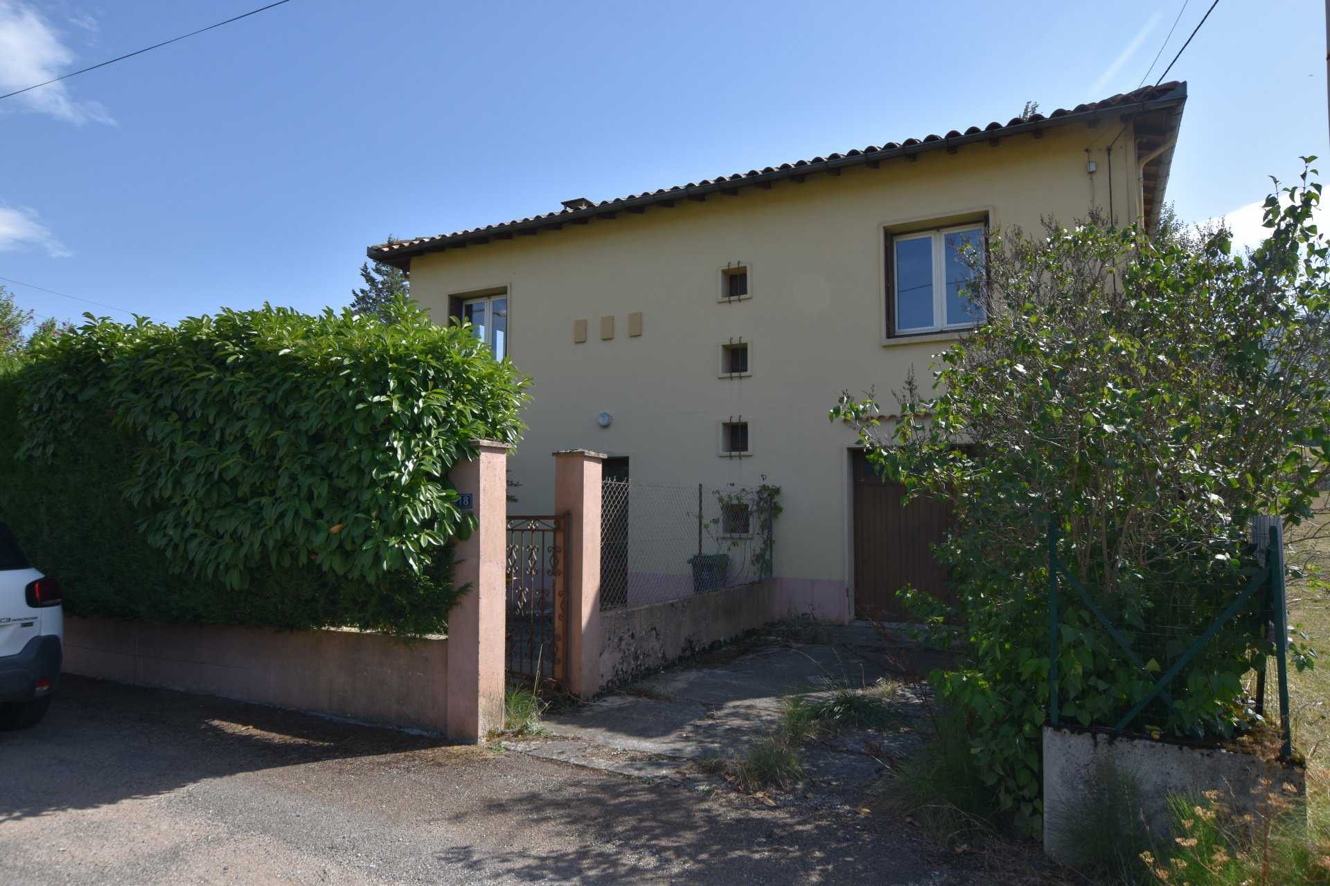 casa no L'Aiguillon, Occitânia 10814950