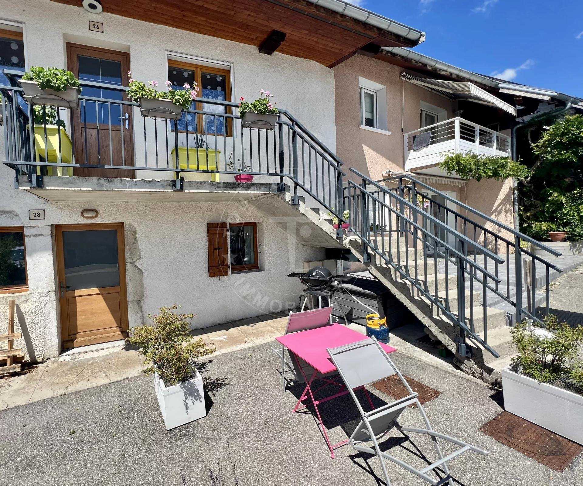 Condominio en Cruseilles, Haute-Savoie 10815061