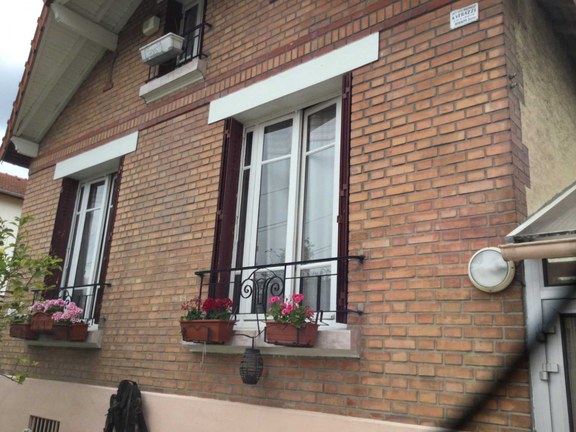 Rumah di Drancy, Ile-de-Perancis 10815085