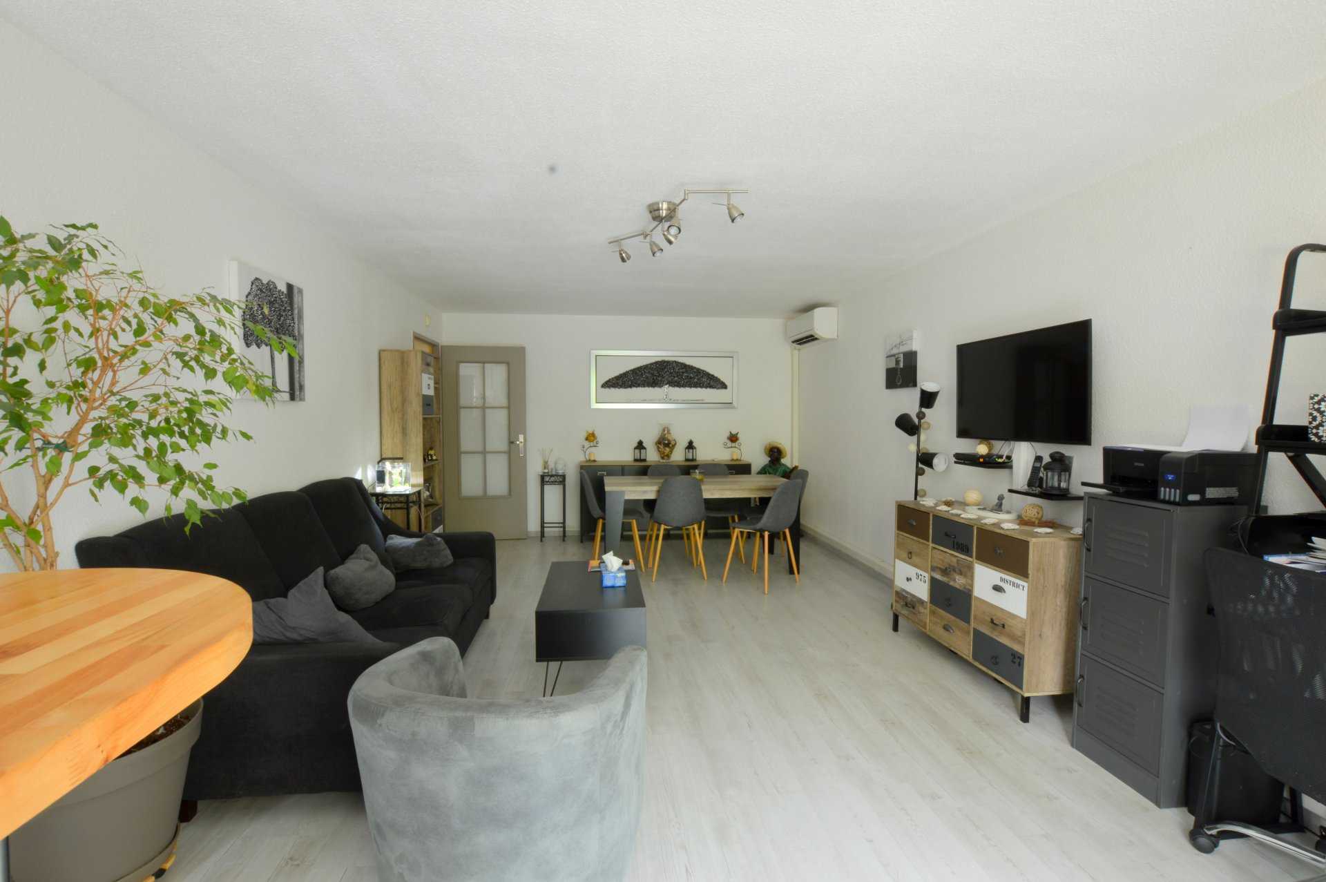 Condominium in Lattes, Occitanie 10815113