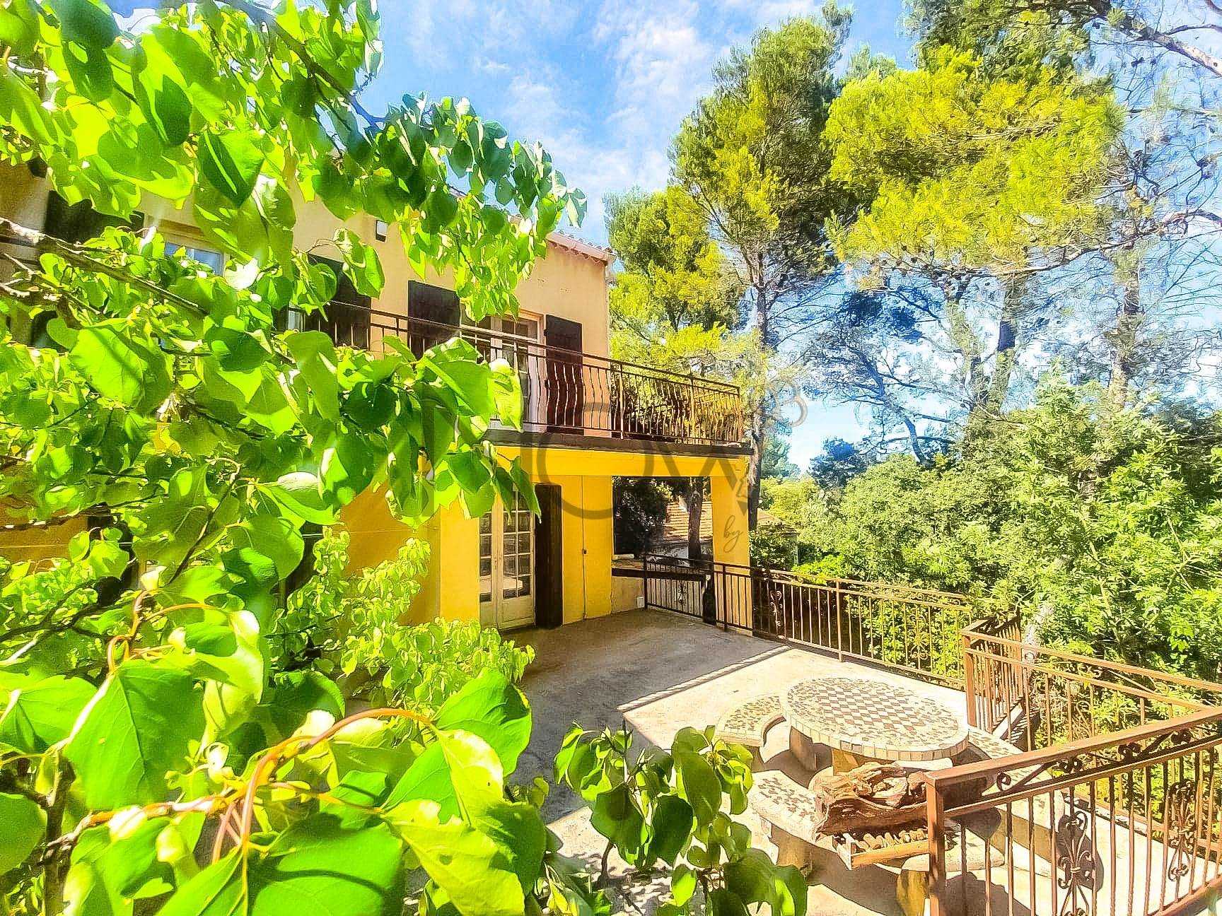 House in Vedene, Provence-Alpes-Cote d'Azur 10815260