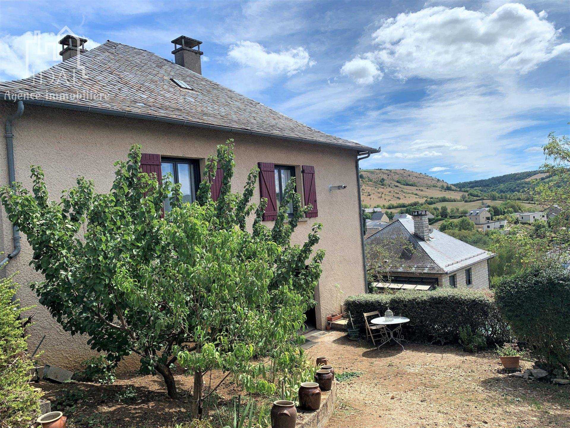 Residential in Sévérac d'Aveyron, Aveyron 10815302