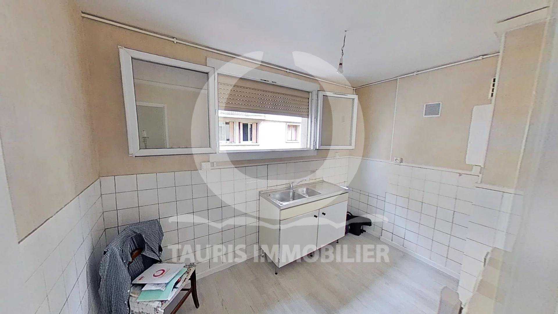 公寓 在 馬賽, 普羅旺斯-阿爾卑斯-藍色海岸 10815359