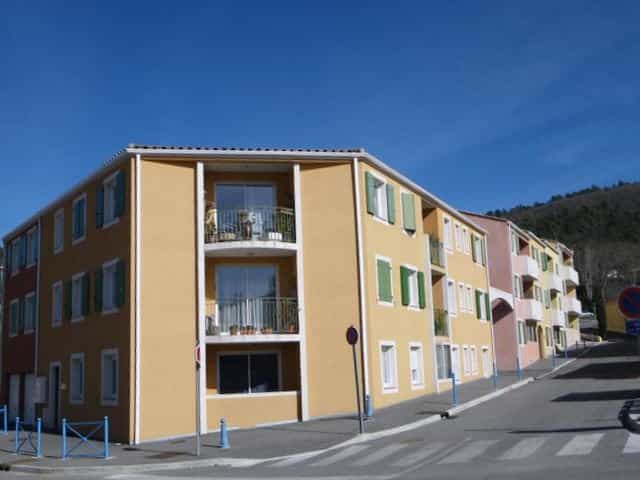 분양 아파트 에 Rocbaron, Provence-Alpes-Cote d'Azur 10815369