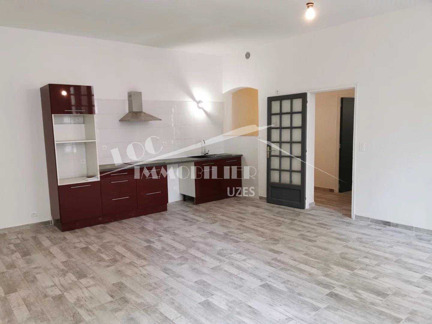 Condominium in Uzes, Occitanie 10815400