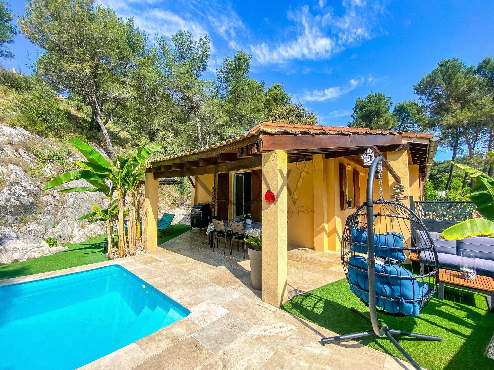 Hus i Cavaillon, Provence-Alpes-Cote d'Azur 10815415