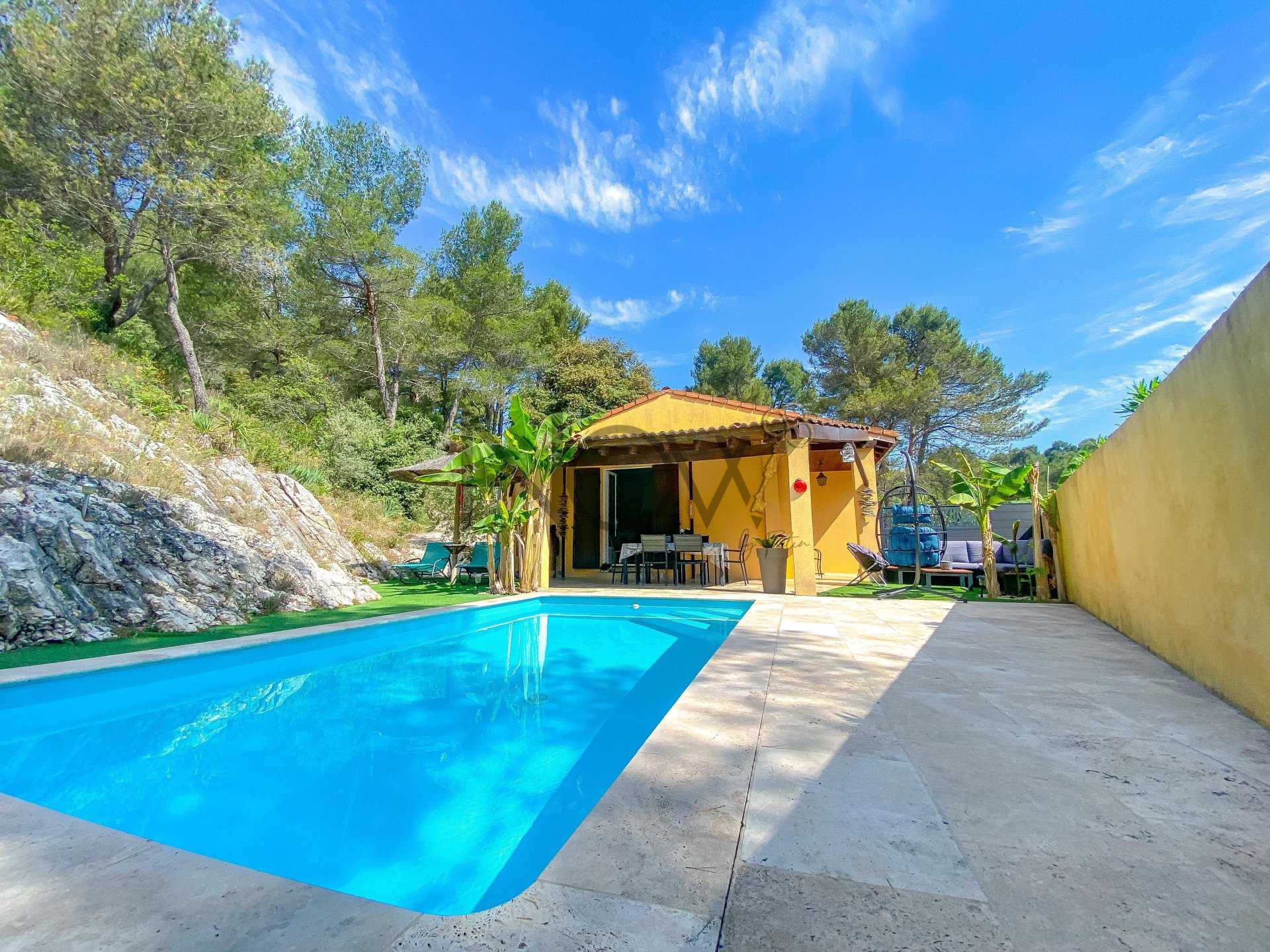 Huis in Cavaillon, Provence-Alpes-Côte d'Azur 10815415