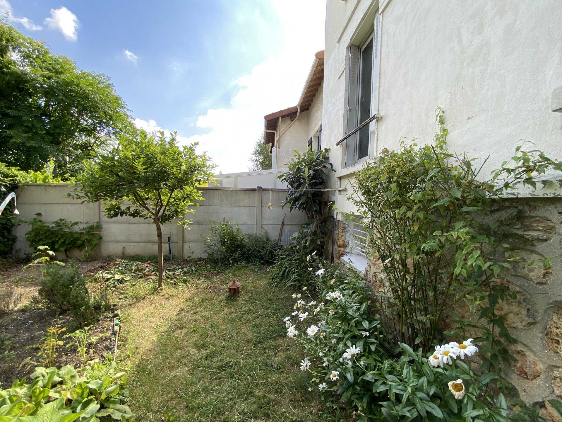 Huis in Antony, Hauts-de-Seine 10815477