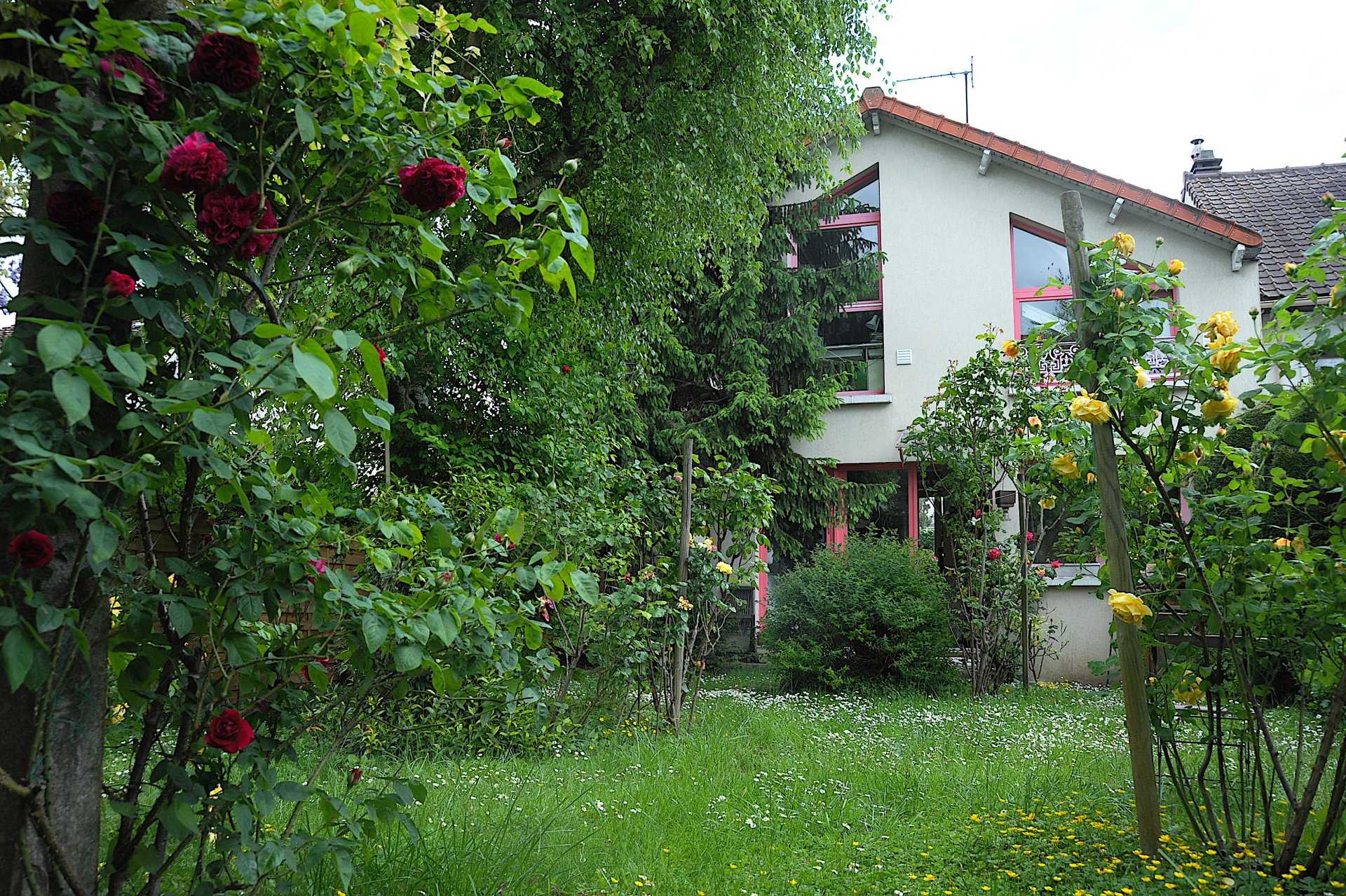 Rumah di Clamart, Hauts-de-Seine 10815481