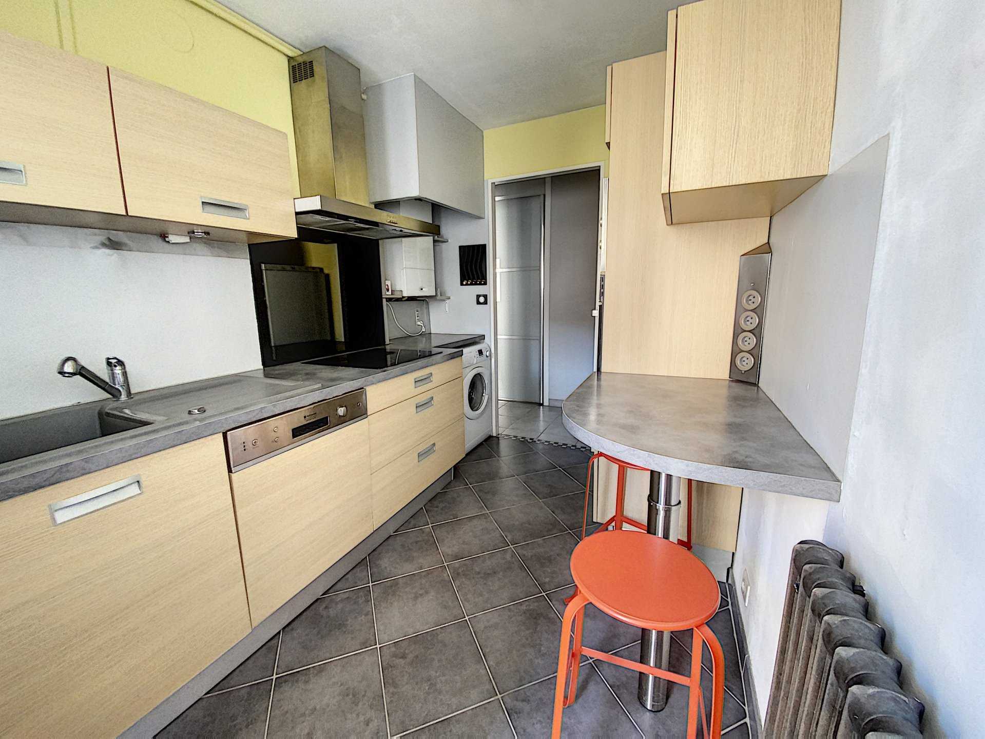 Condominium in Toulouse, Occitanie 10815653