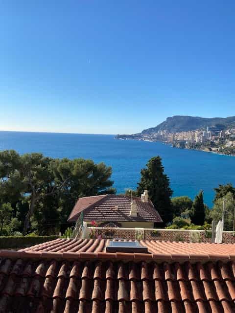 Ejerlejlighed i Roquebrune, Provence-Alpes-Cote d'Azur 10815673