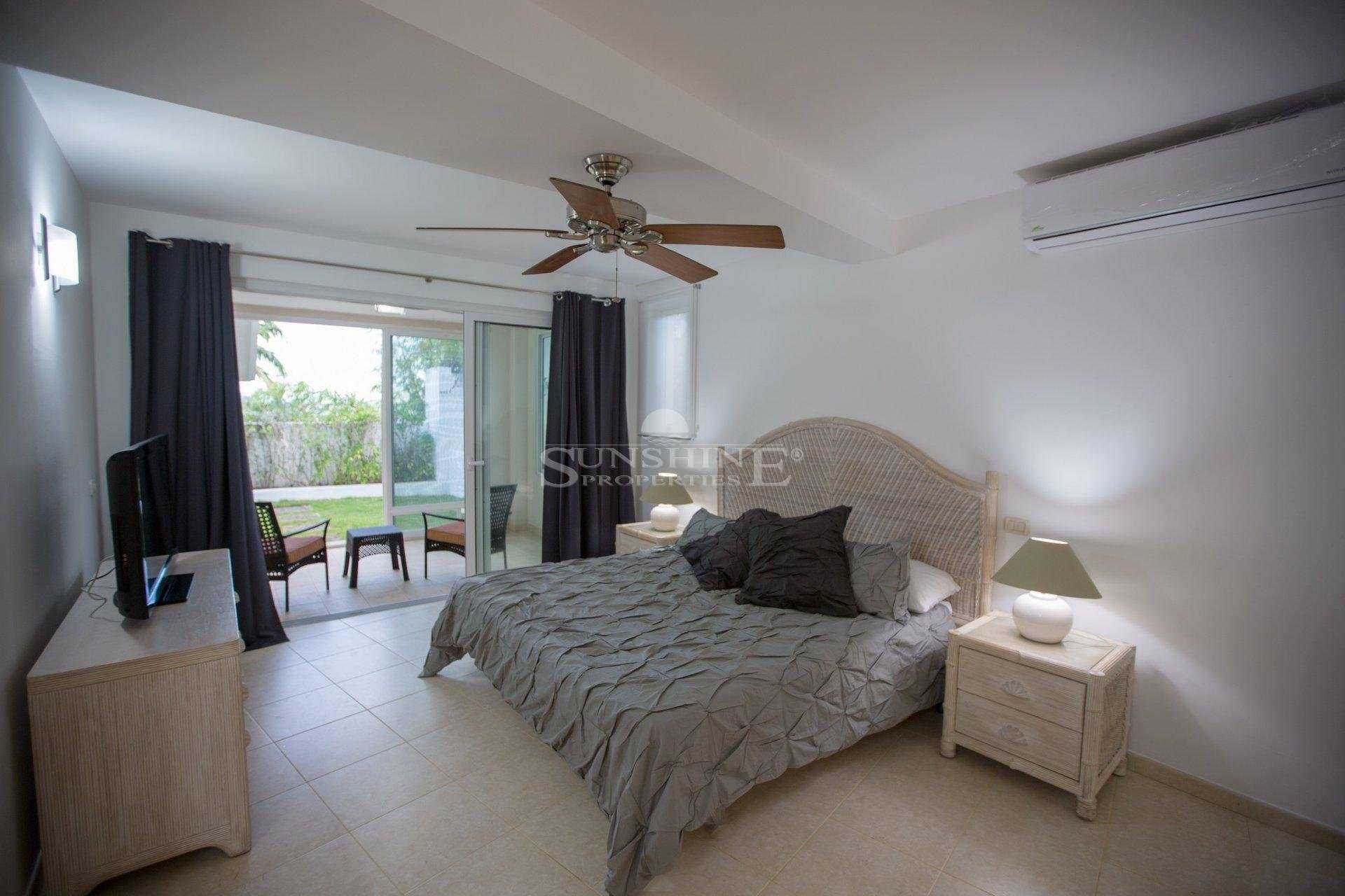 House in Sint Maarten, null 10815768