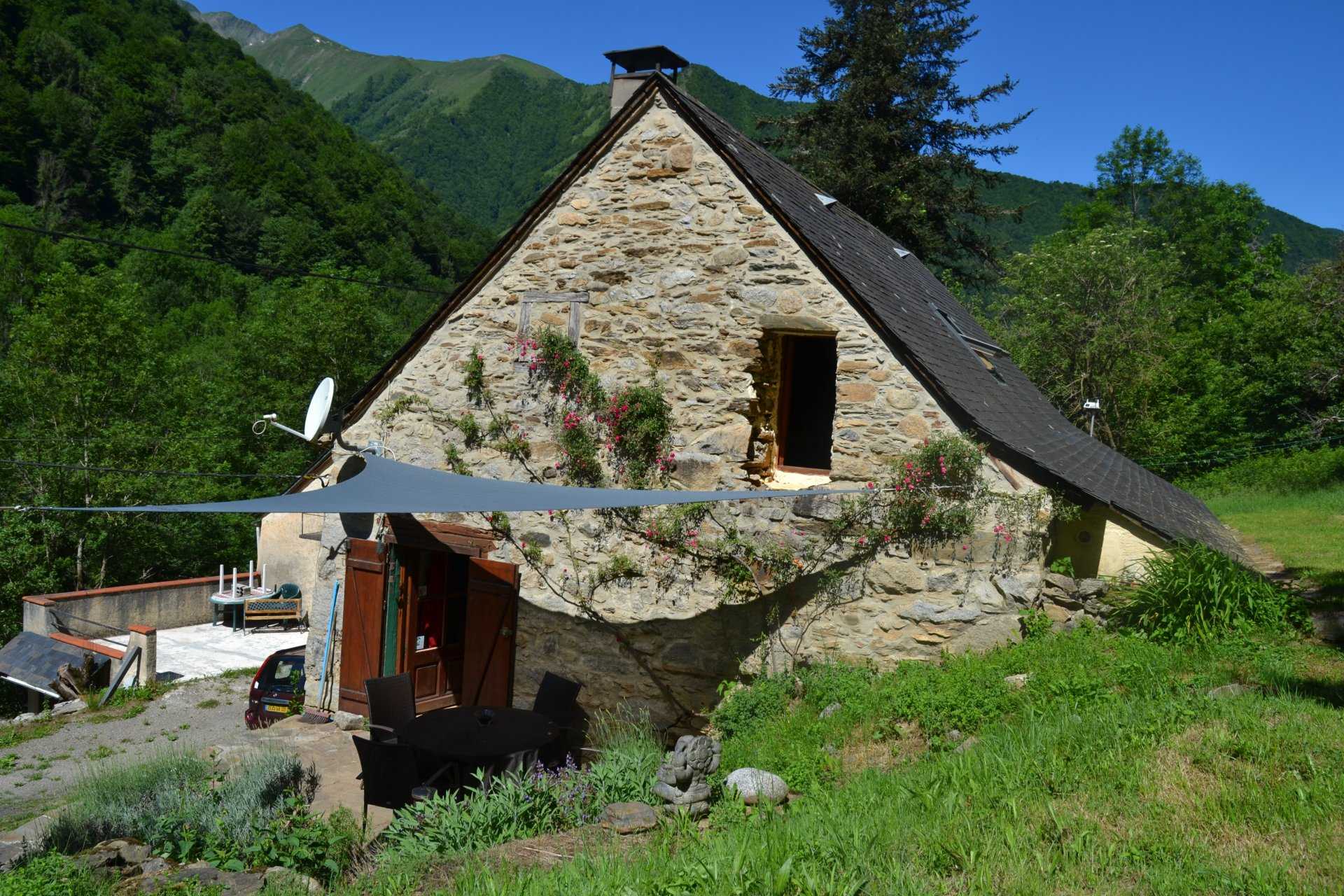 Rumah di Ustou, Ariège 10815779