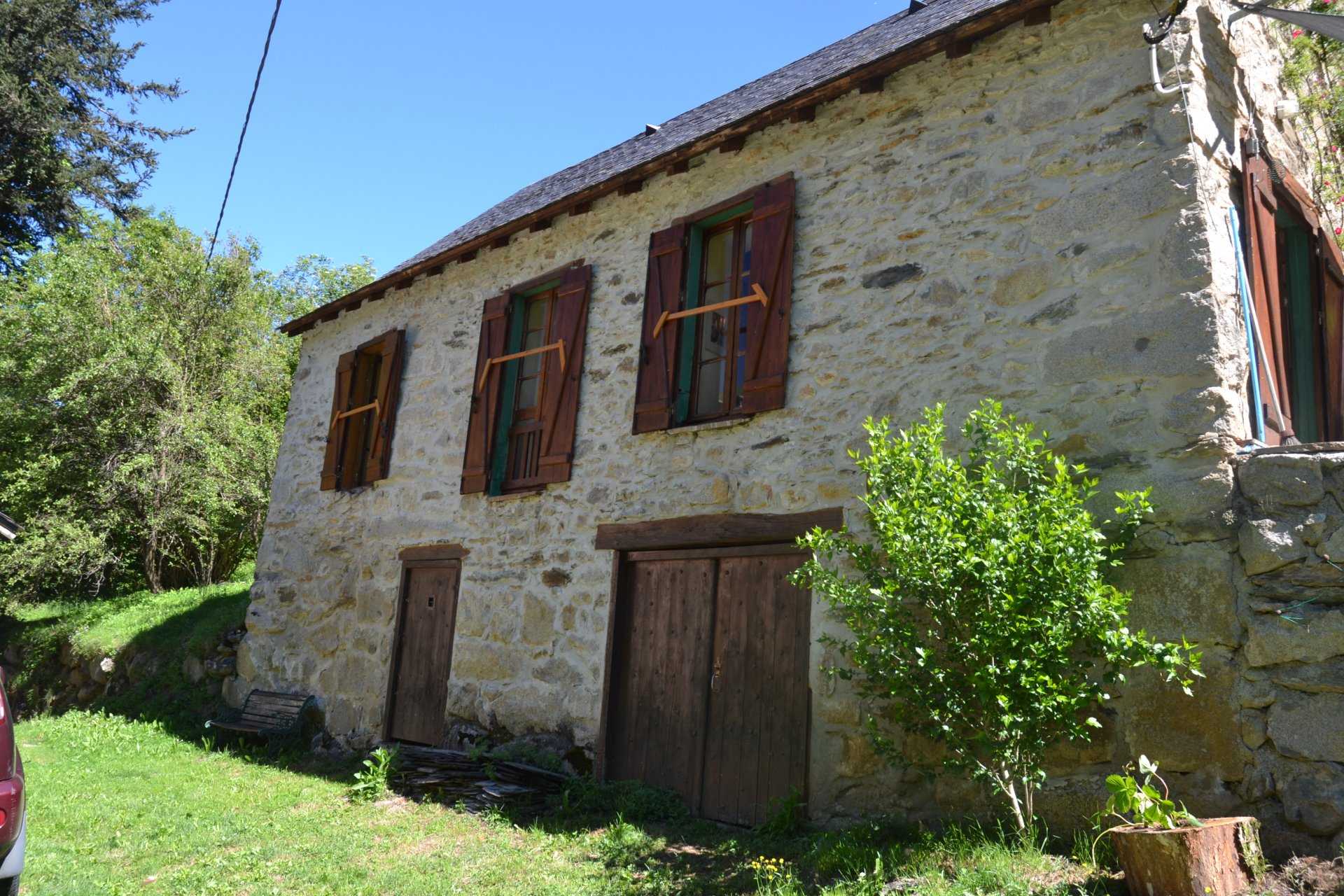 Dom w Ustou, Ariège 10815779