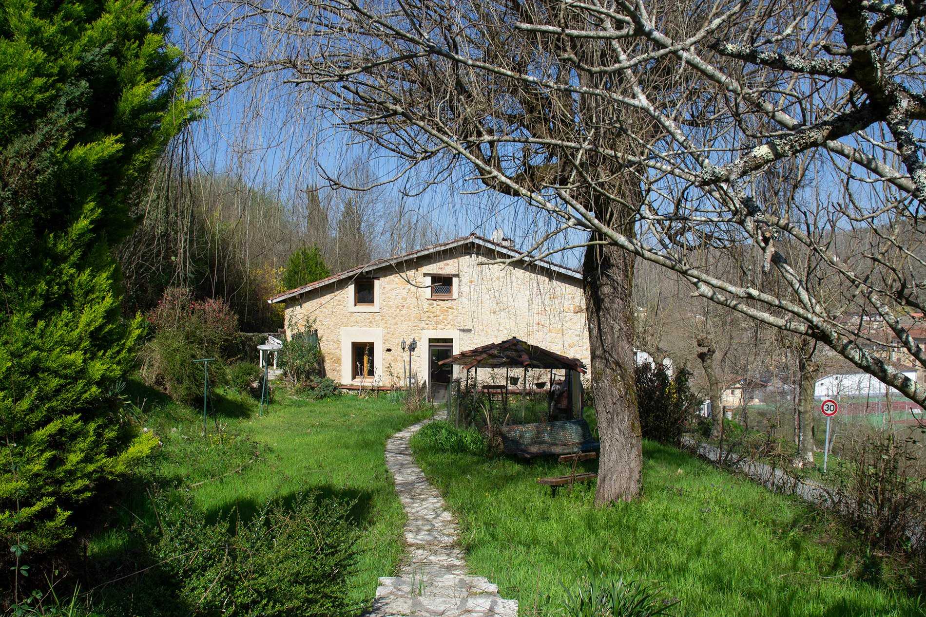 Osiedle mieszkaniowe w Sainte-Croix-Volvestre, Ariège 10815839