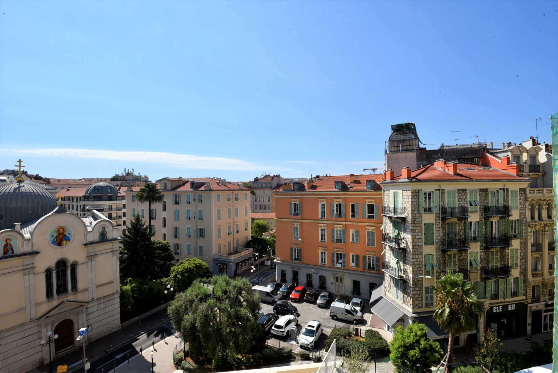 Eigentumswohnung im Nice, Alpes-Maritimes 10815929