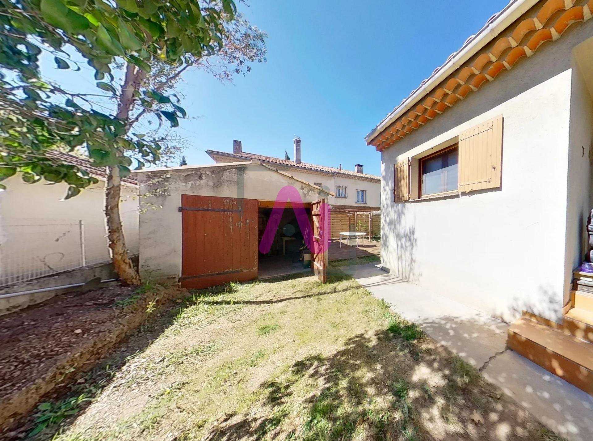 Dom w Luynes, Provence-Alpes-Cote d'Azur 10815980