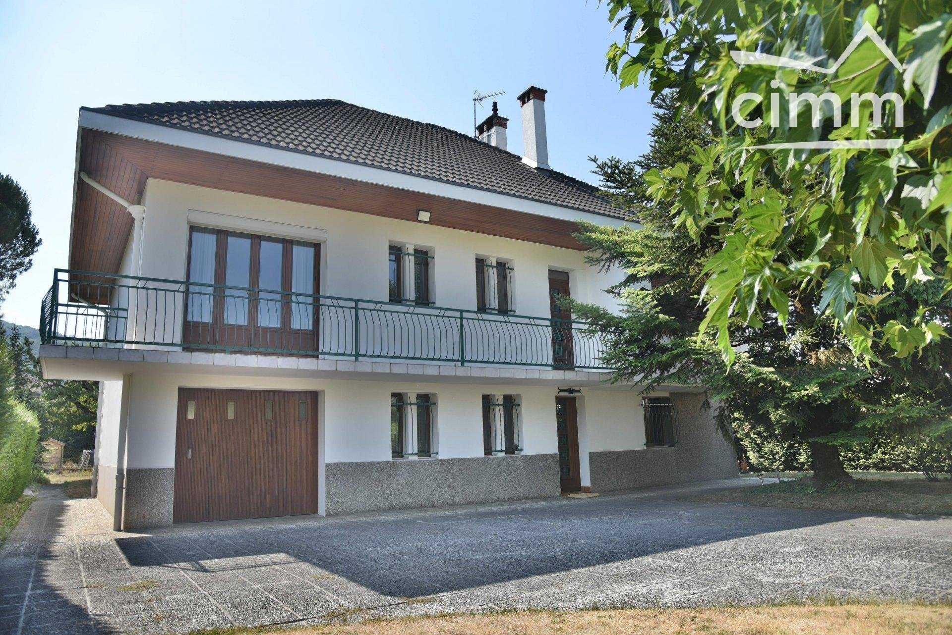 Casa nel Eybens, Alvernia-Rodano-Alpi 10816193