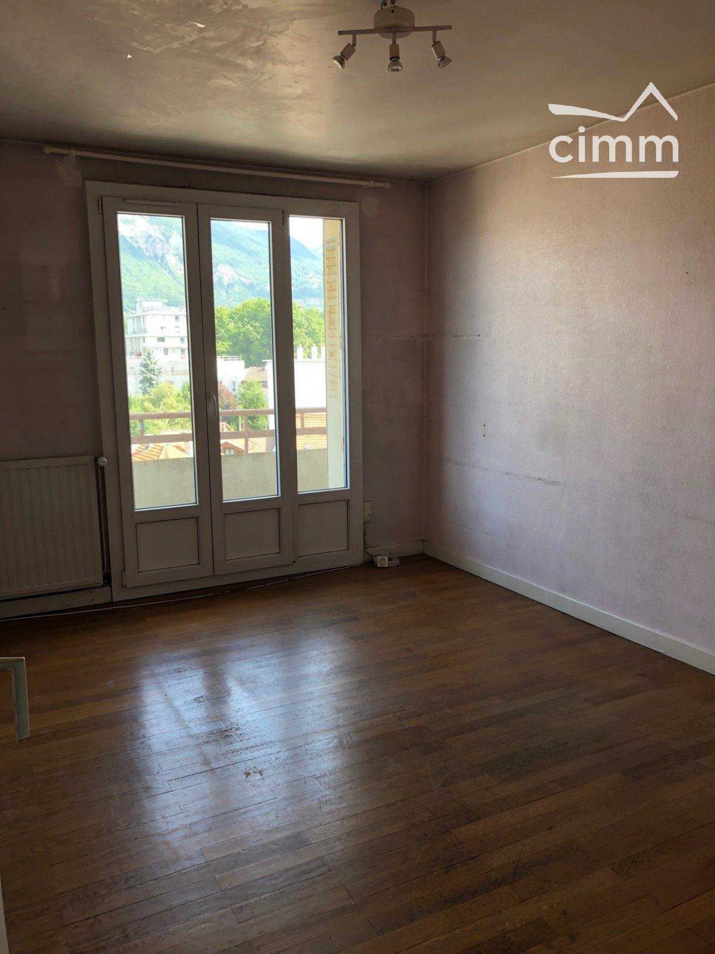 公寓 在 Grenoble, Isère 10816197