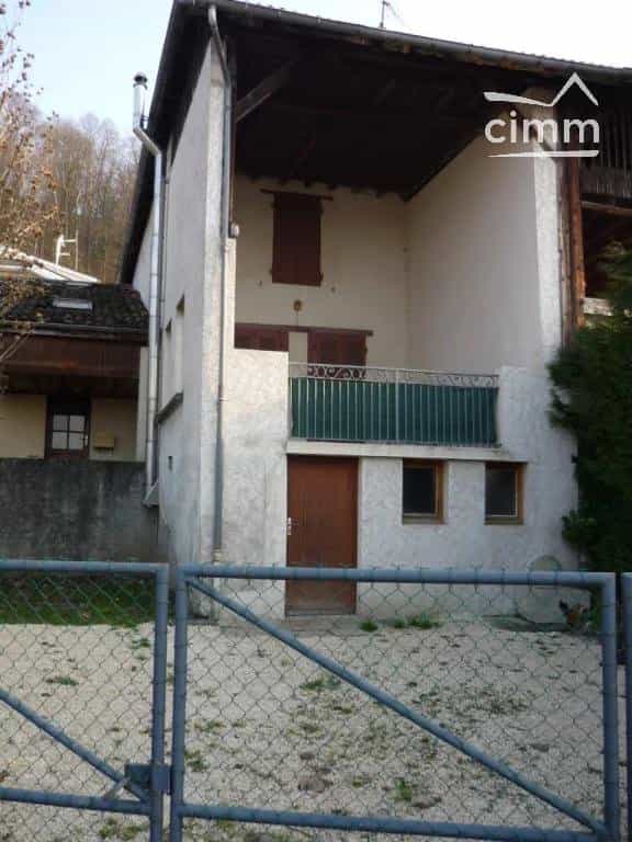 房子 在 伊澤爾河畔聖康坦, 奧弗涅-羅納-阿爾卑斯大區 10816210