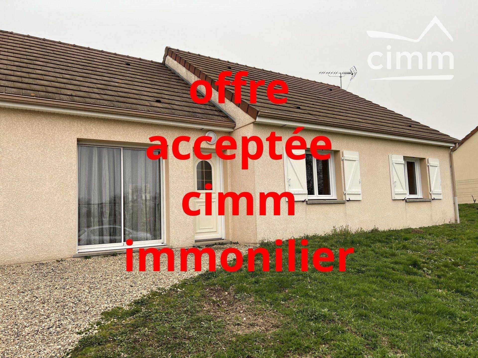 Residential in Thiel-sur-Acolin, Allier 10816426