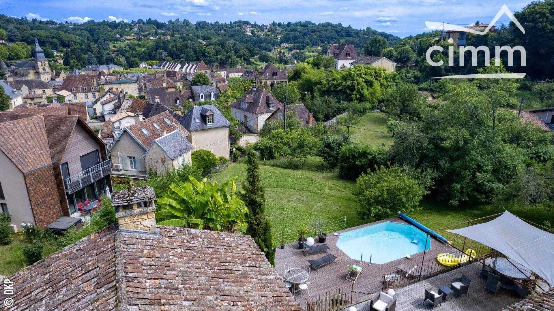Hus i Sarlat-la-Canéda, Dordogne 10816444