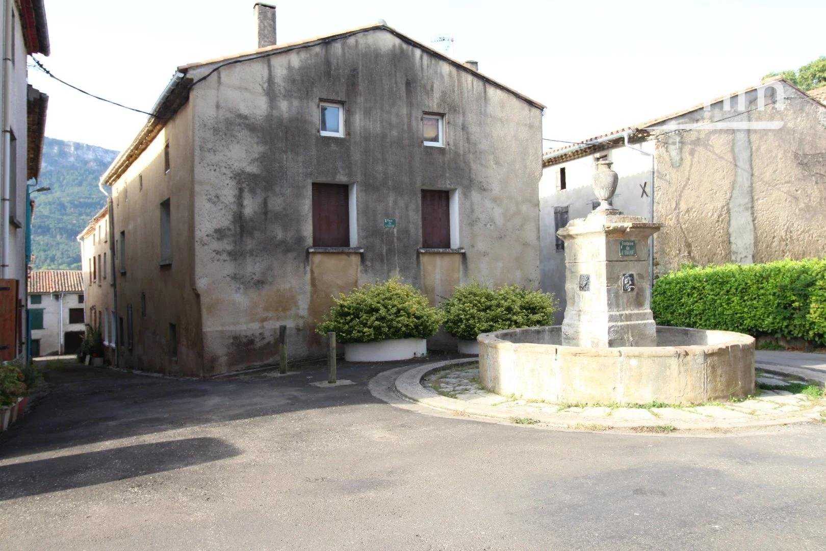 Mehrere Häuser im Nébias, Aude 10816522