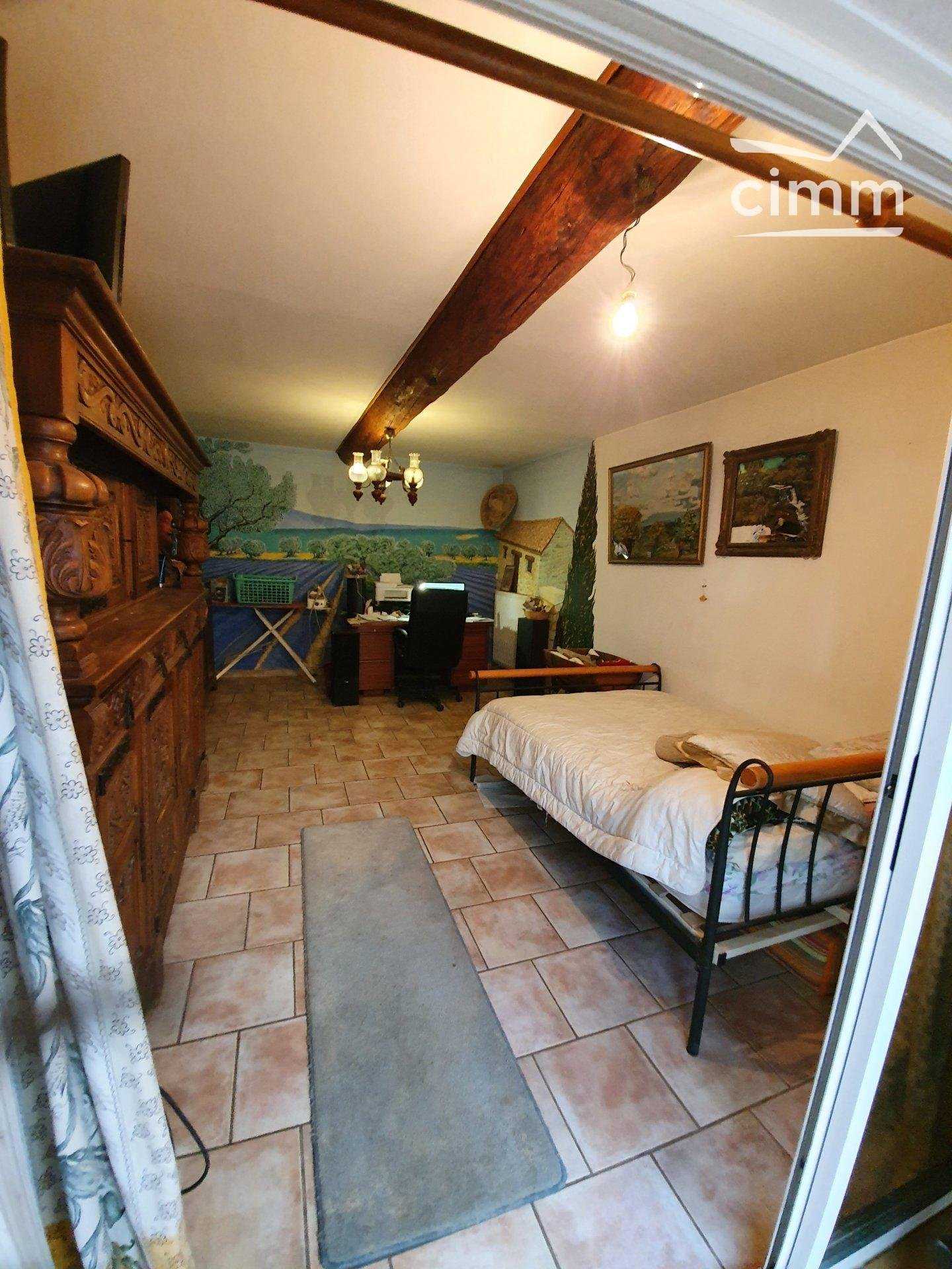 房子 在 Villeneuve, Provence-Alpes-Cote d'Azur 10816563