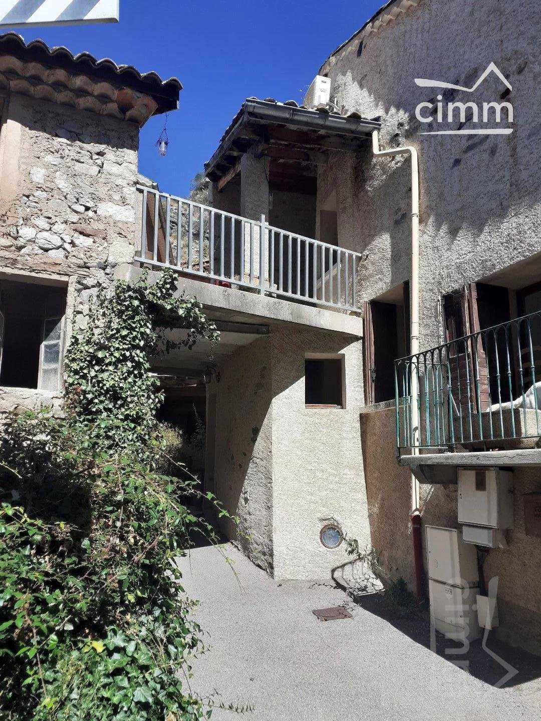 Hus i Laragne-Monteglin, Provence-Alpes-Cote d'Azur 10816601