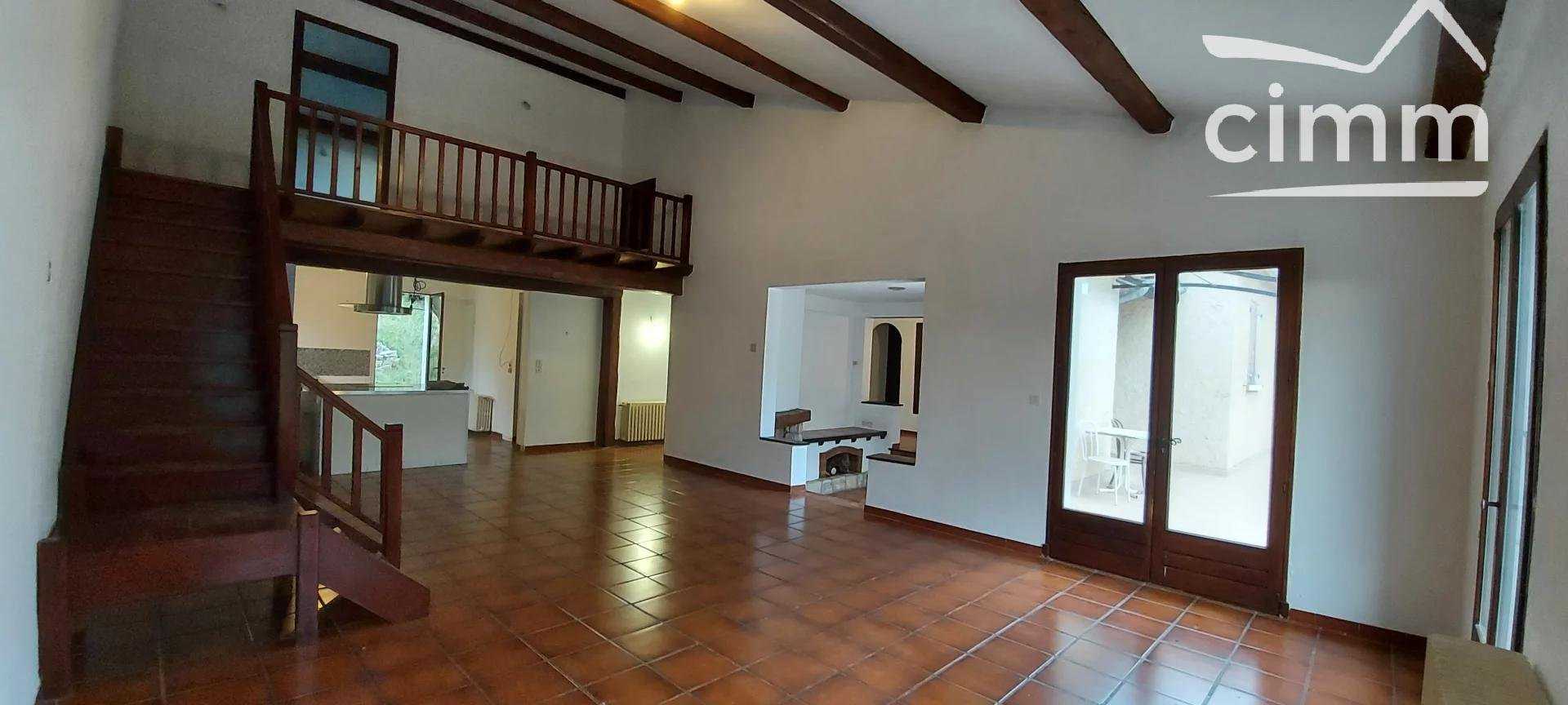 Casa nel Laragne-Monteglin, Provence-Alpes-Cote d'Azur 10816673