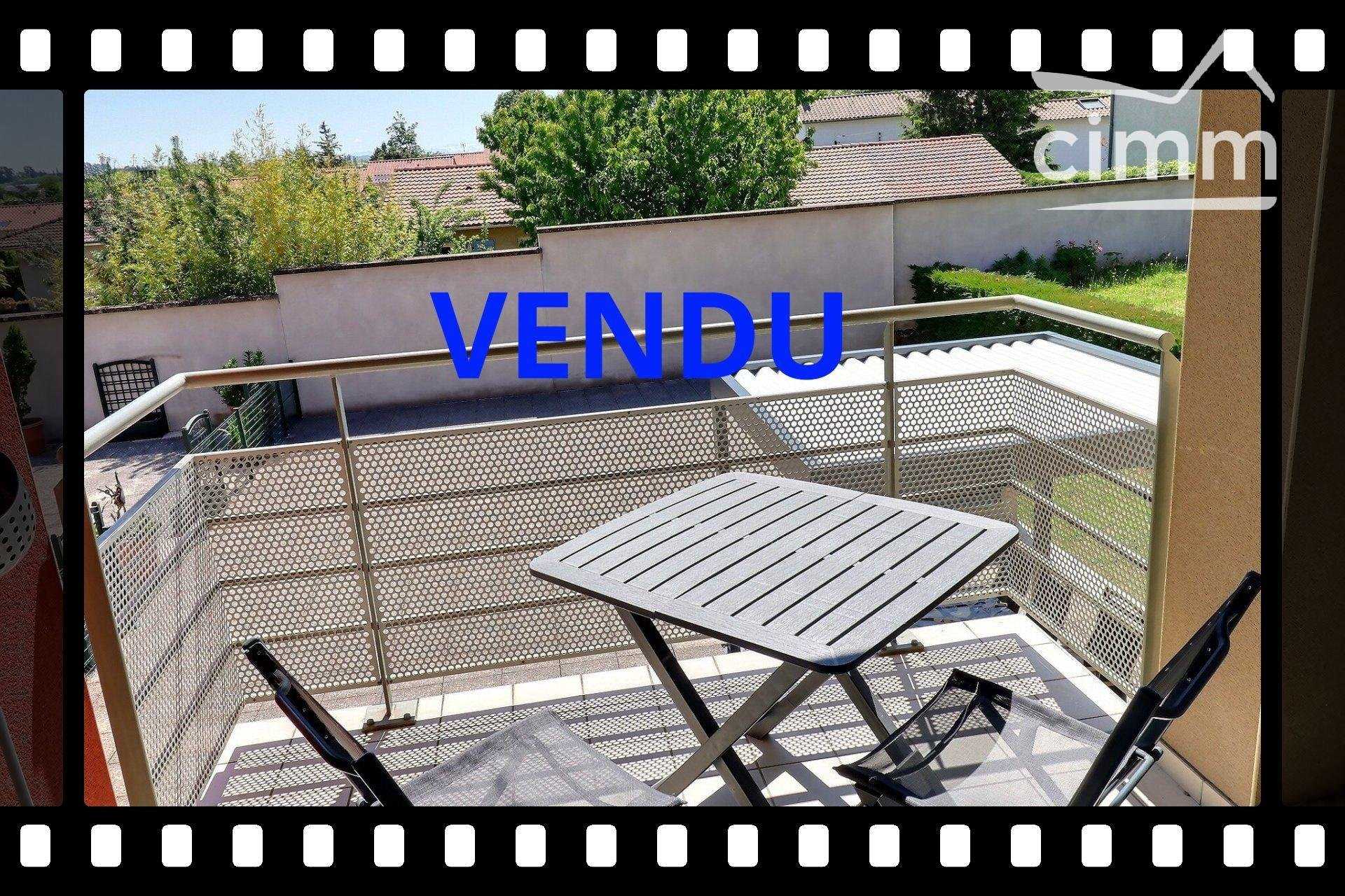 Condominium in Vienne, Auvergne-Rhone-Alpes 10816716