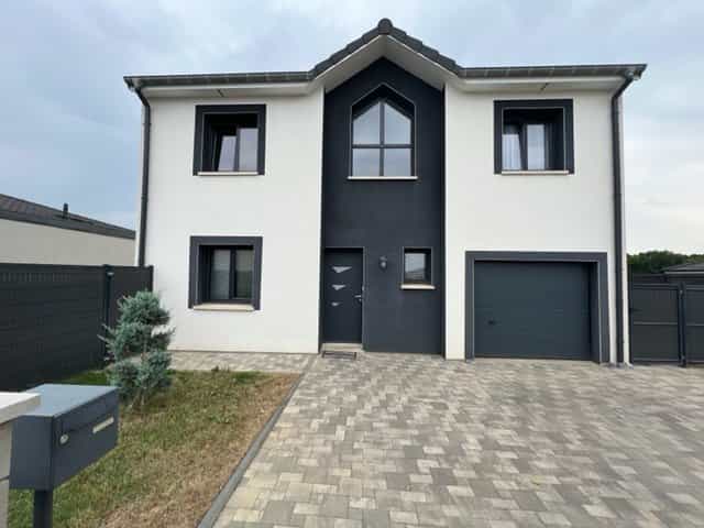 住宅 在 Villerupt, Meurthe-et-Moselle 10816770