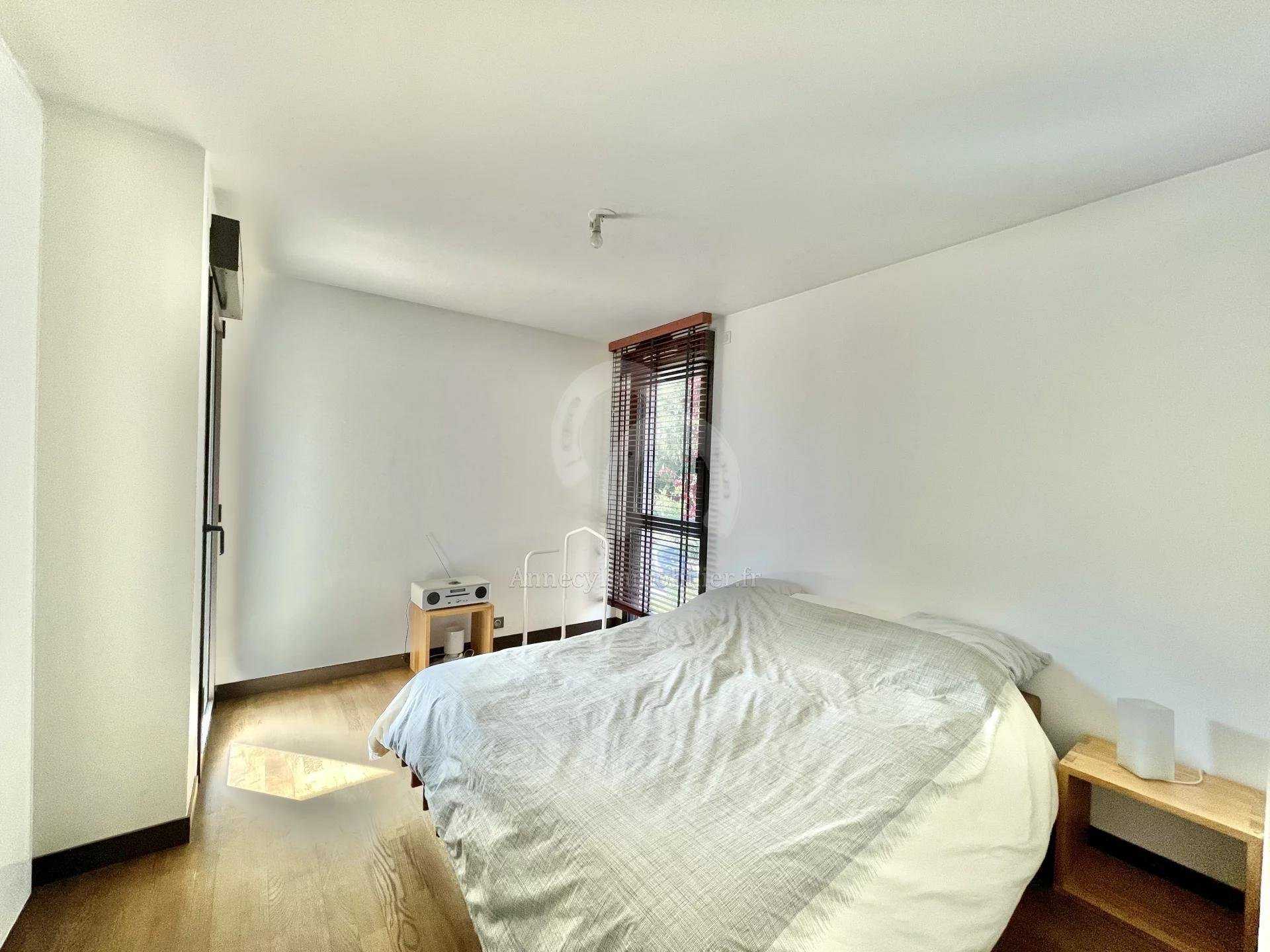 公寓 在 Annecy, Haute-Savoie 10816800
