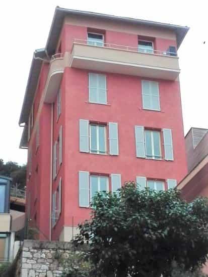 Condominium dans Beausoleil, Alpes-Maritimes 10816827