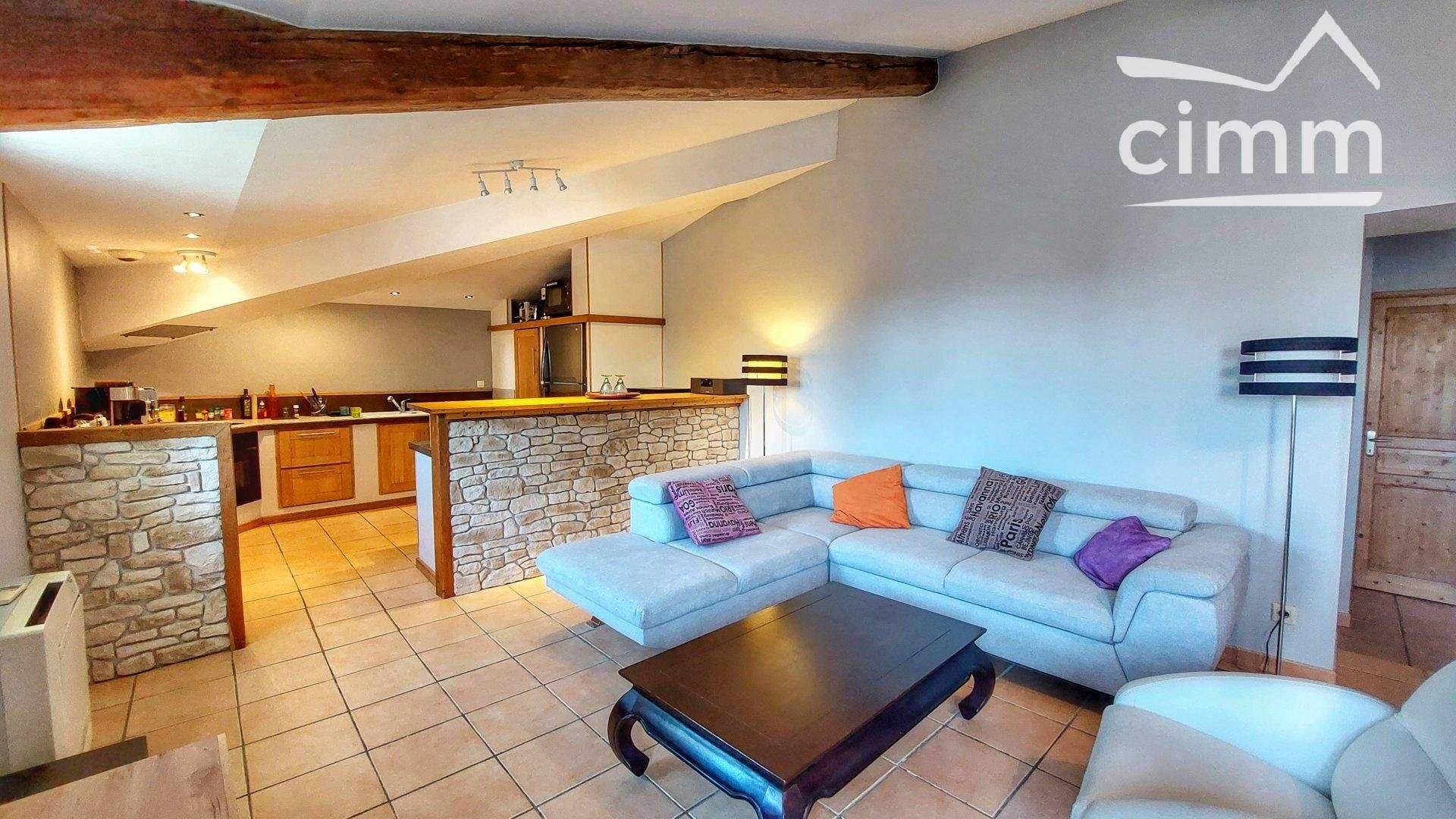 Condominium in La Batie-Rolland, Auvergne-Rhone-Alpes 10816867