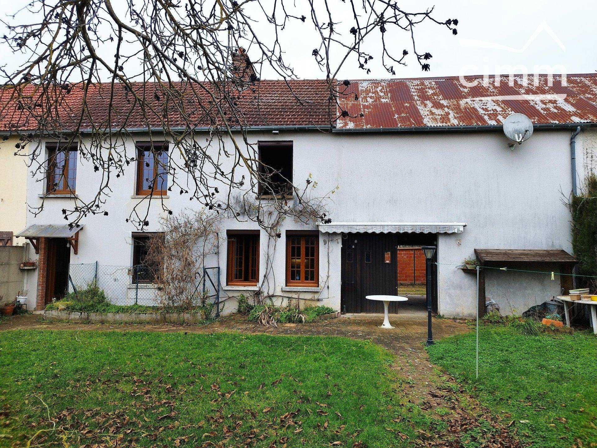Talo sisään La Chaussée-d'Ivry, Eure-et-Loir 10816895