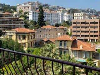 公寓 在 Nice, Alpes-Maritimes 10817000