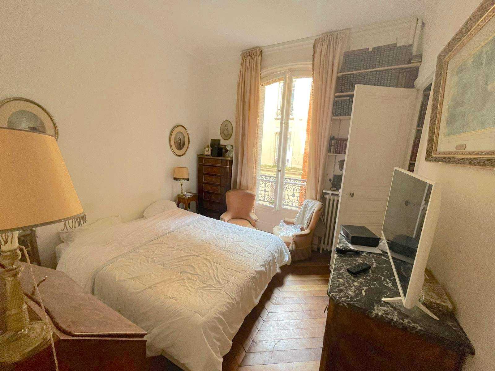 公寓 在 塞納河畔納伊, 法蘭西島 10817366