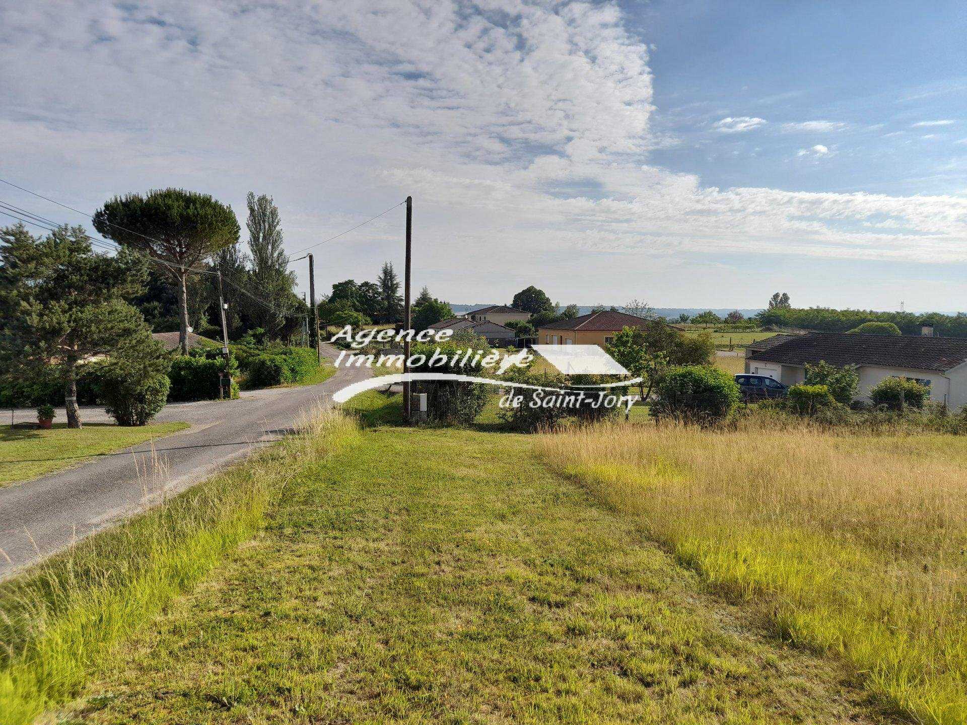 Tanah dalam Miramont-de-Quercy, Occitanie 10817426