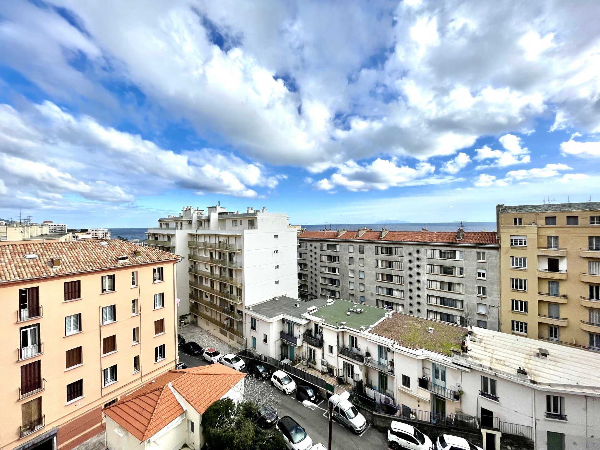 Квартира в Bastia, Haute-Corse 10817552