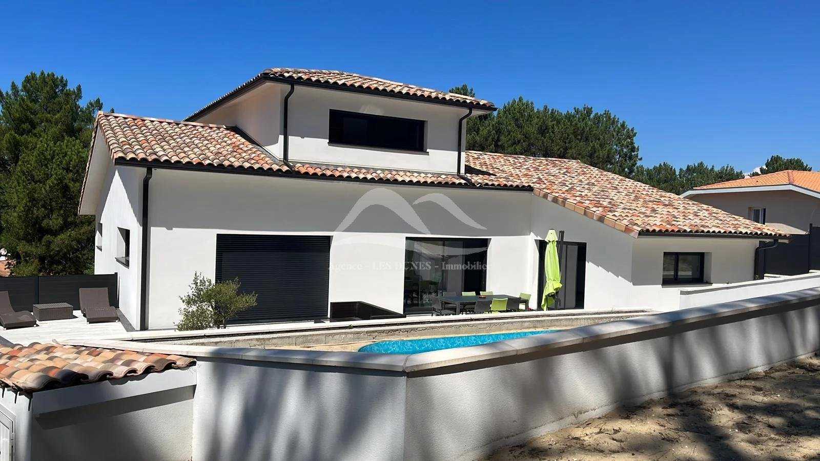 House in Biscarrosse, Nouvelle-Aquitaine 10817559