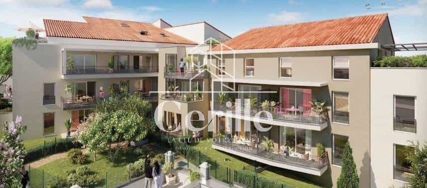 Condominium in Beaulieu, Provence-Alpes-Cote d'Azur 10817593