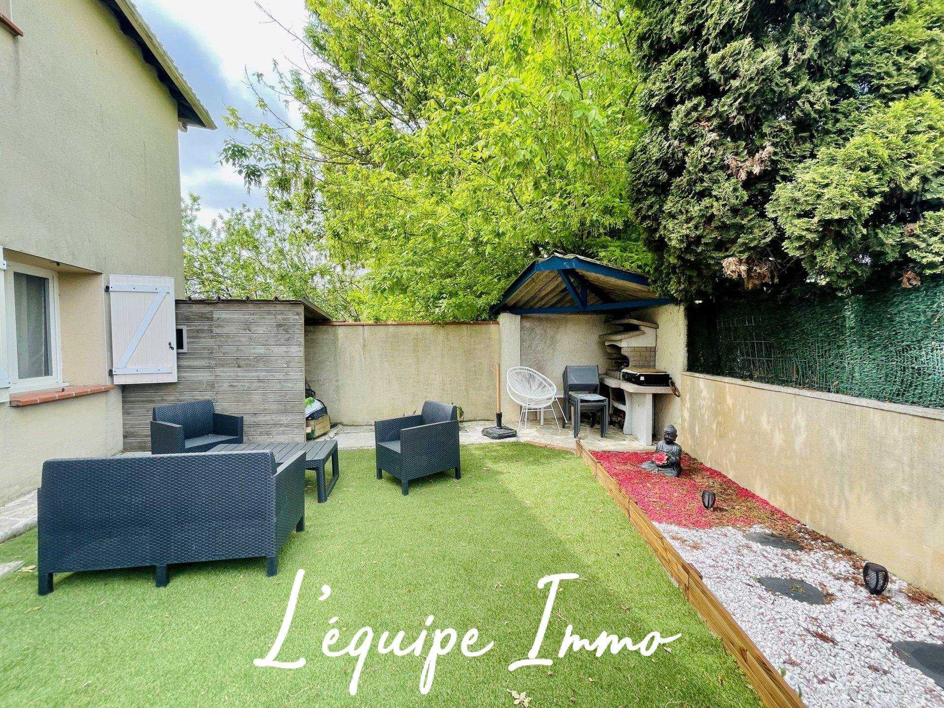 rumah dalam Lombez, Occitanie 10817612