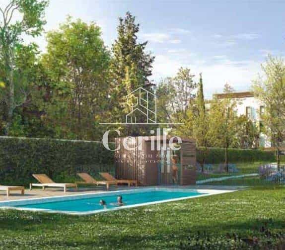 Condominium in Golfe-Juan, Provence-Alpes-Côte d'Azur 10817645