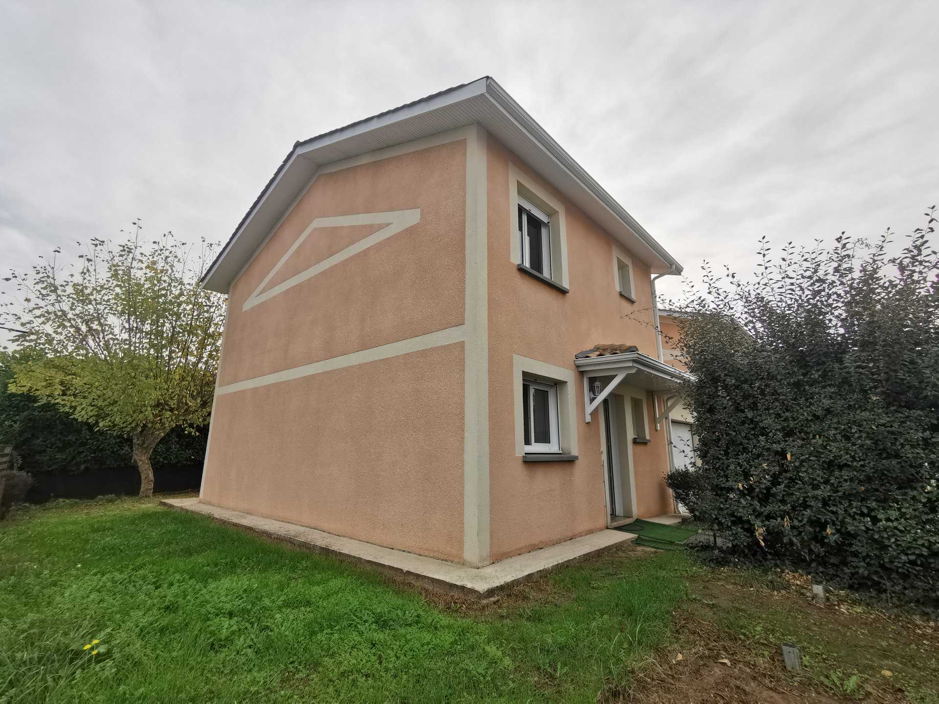 жилой дом в Cenon, Nouvelle-Aquitaine 10817850